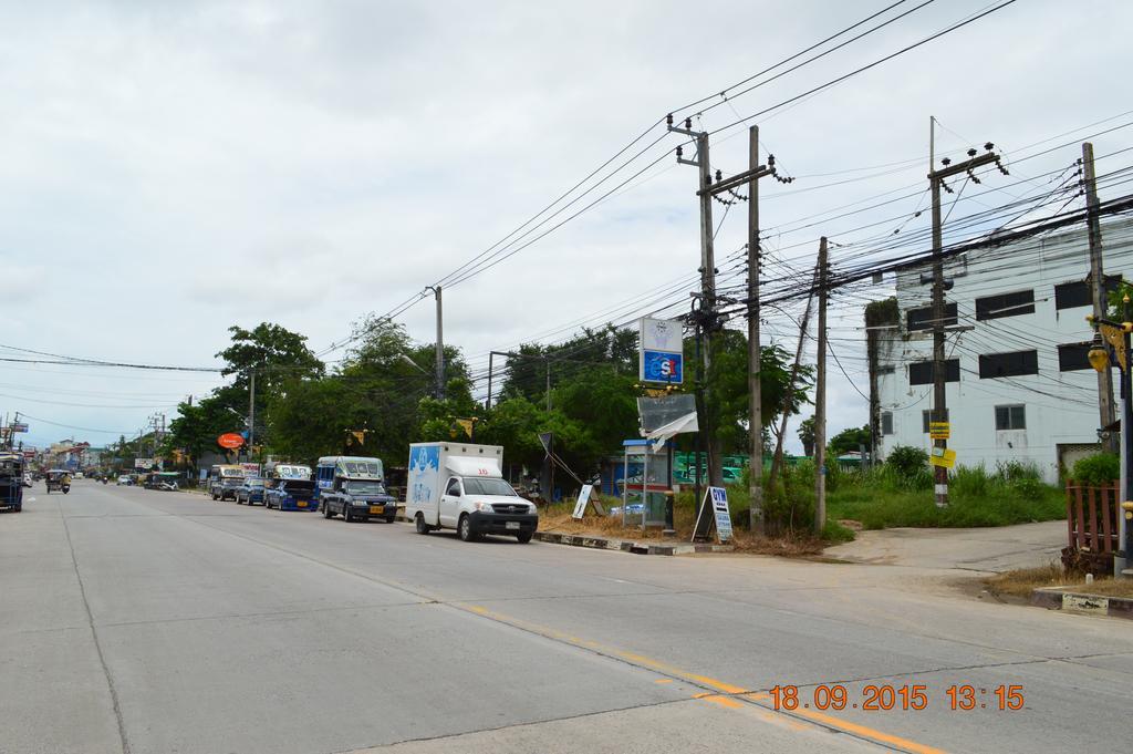 La Paillote Guest House Rayong Exterior photo