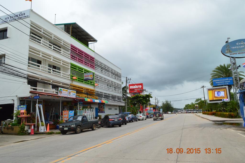 La Paillote Guest House Rayong Exterior photo